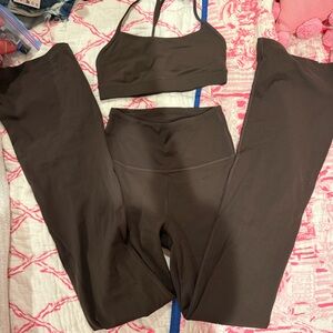 BROWN LULULEMON SET BRA SIZE 4 FLARE LEGGINGS SIZE 2
